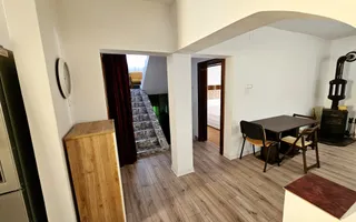 Casa spatioasa, 755 mp teren, Cetate, pretabila pentru birouri - Poză 12