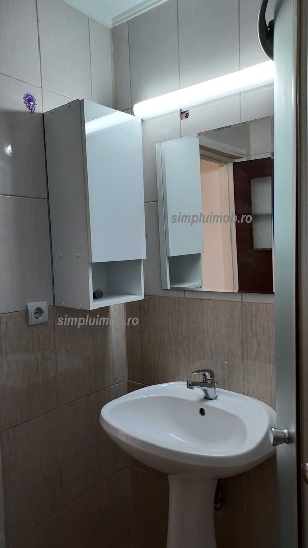 Garsoniera Decomandata Mobilata Utilata Mega Mall - Poză 8