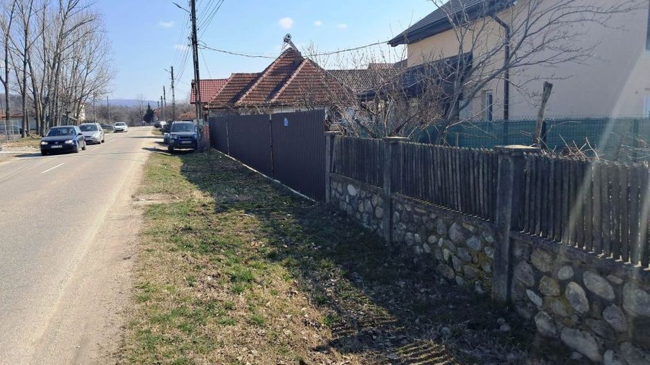 Casă și teren Polovragi - Poză 3