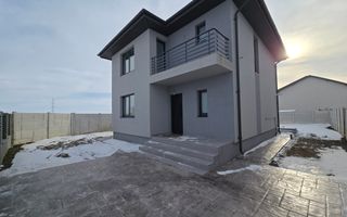 Vila cu teren superb in comuna Berceni! 4 Camere - Poză 2
