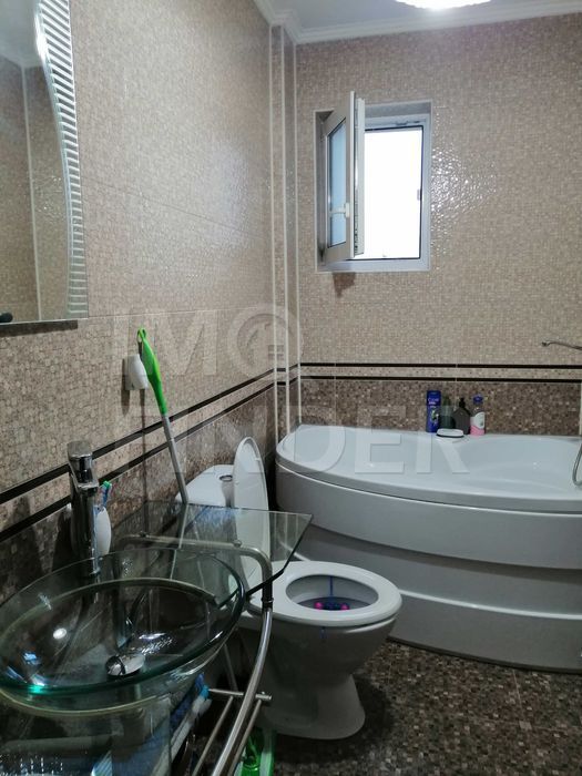 Apartament Nou la Cheie cu Parcare Subterana Intre Lacuri - Poză 4
