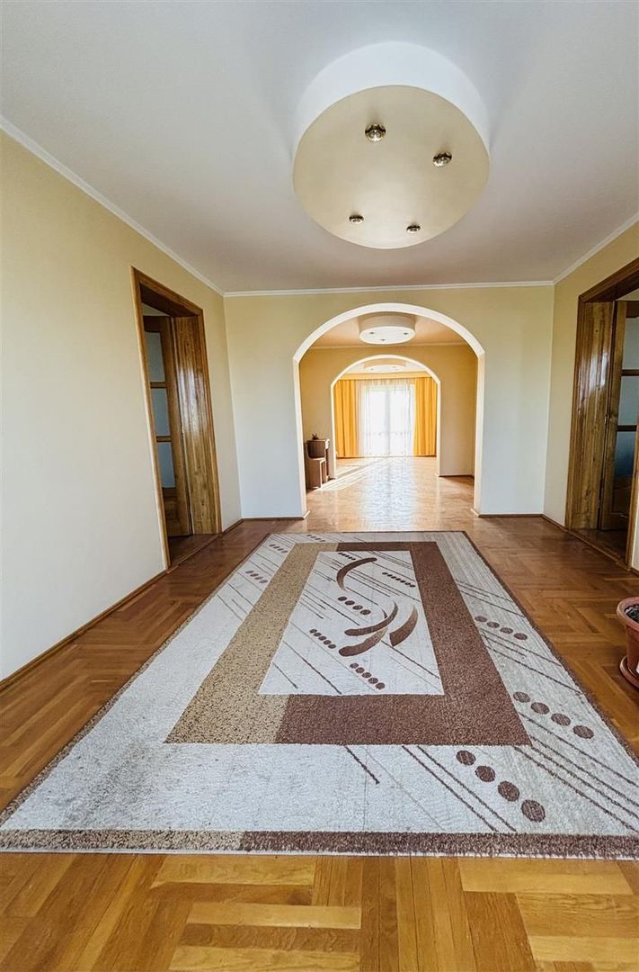 VILA CU 14 CAMERE SI 3405 MP TEREN IN SANMARTIN - Poză 23