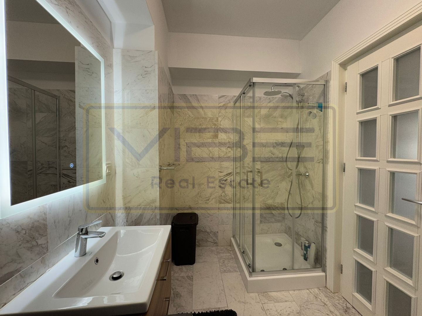 Apartament 2 camere + posibilitate 2 locuri parcare Copou - Royal Town - Poză 17