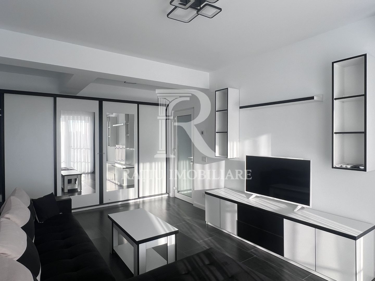 Apartament cu 2 camere | Parcare Supraterana | Prima Urbana | Oradea - Poză 2