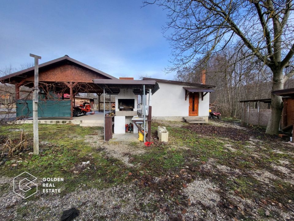 Casa de vacanta, teren 2500 mp, sat. Casoaia - Poză 7
