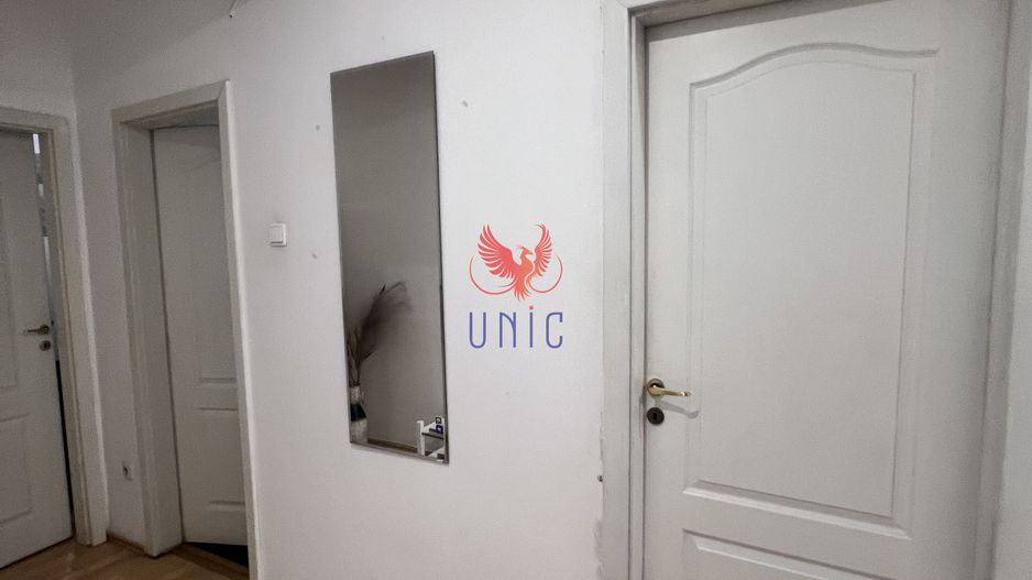 Decomandat, stradal, Calea Bucuresti etaj 1 - Poză 75