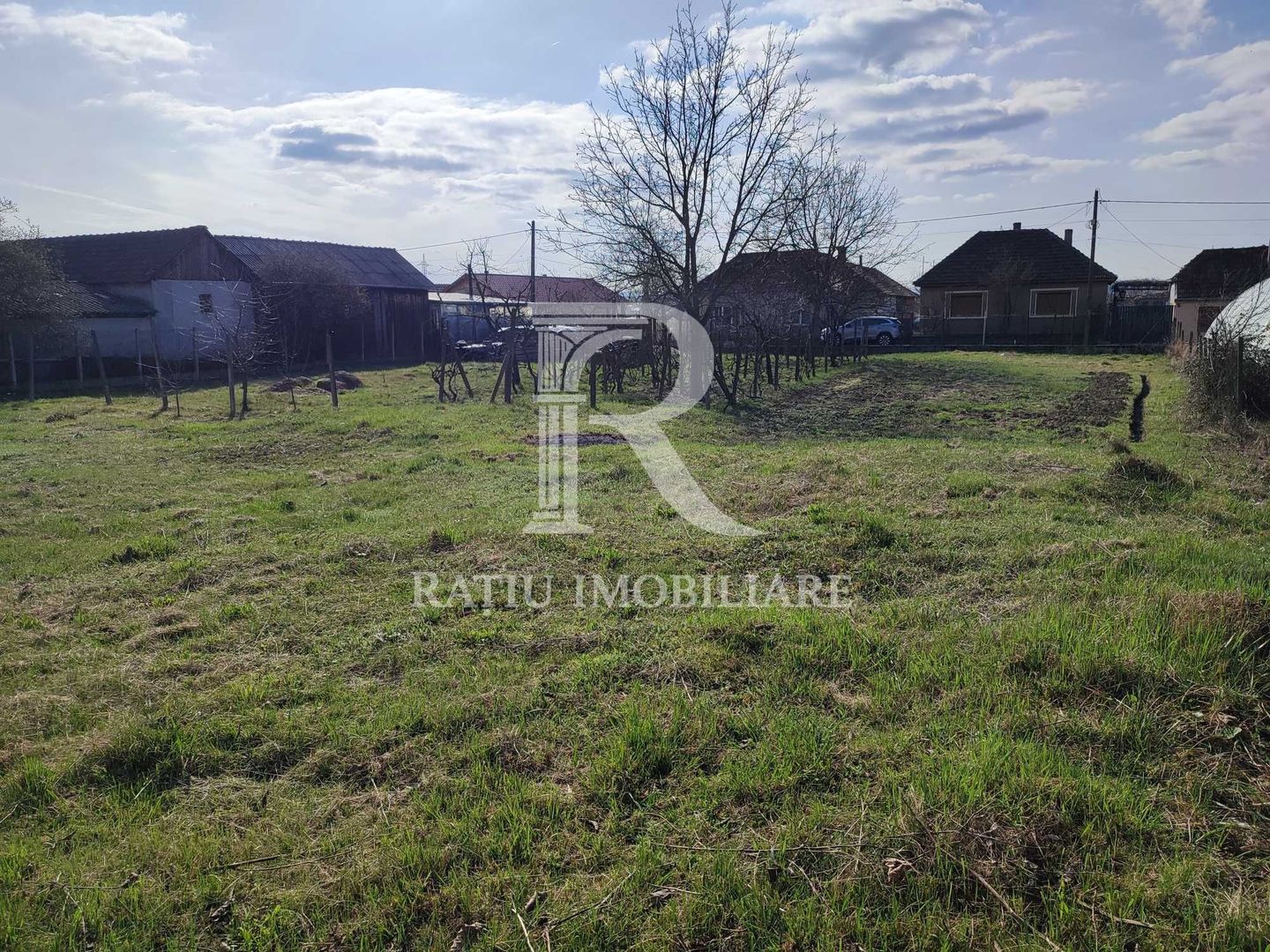Teren Intravilan | 705 mp | Uileacul de Cris - Poză 1
