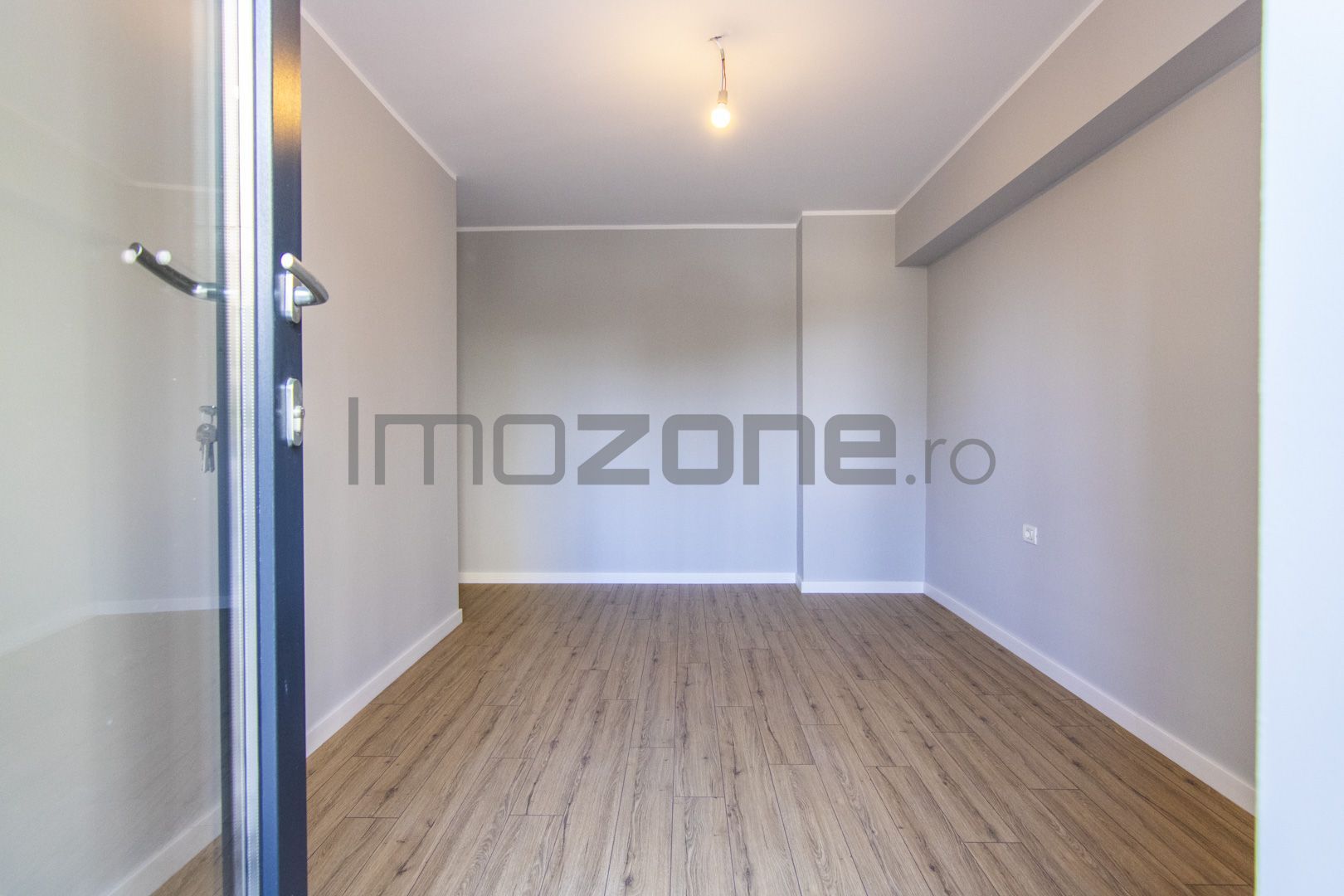 SPATIU COMERCIAL 100MP + 17 TERASA - 2 LOCURI DE PARCARE, BOXA INCLUSA 9MP - Poză 5