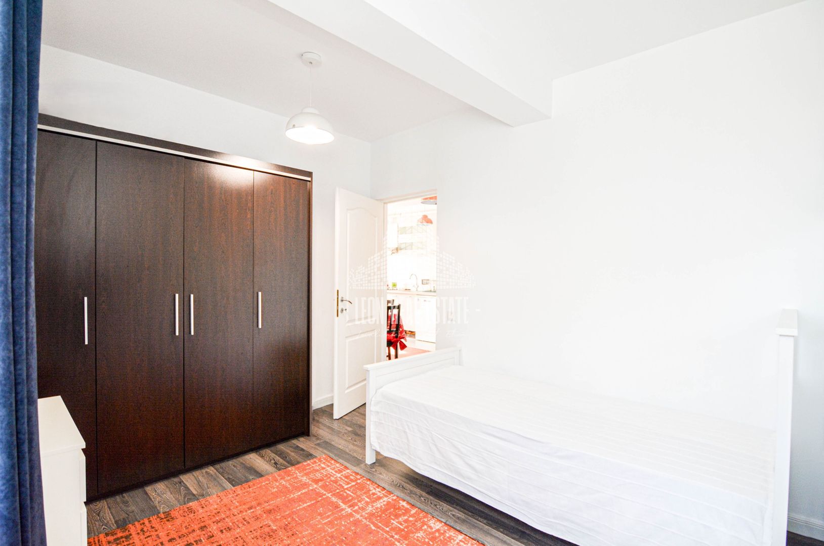 Apartament cu 2 dormitoare si loc de parcare in Floresti, zona Terra - Poză 14