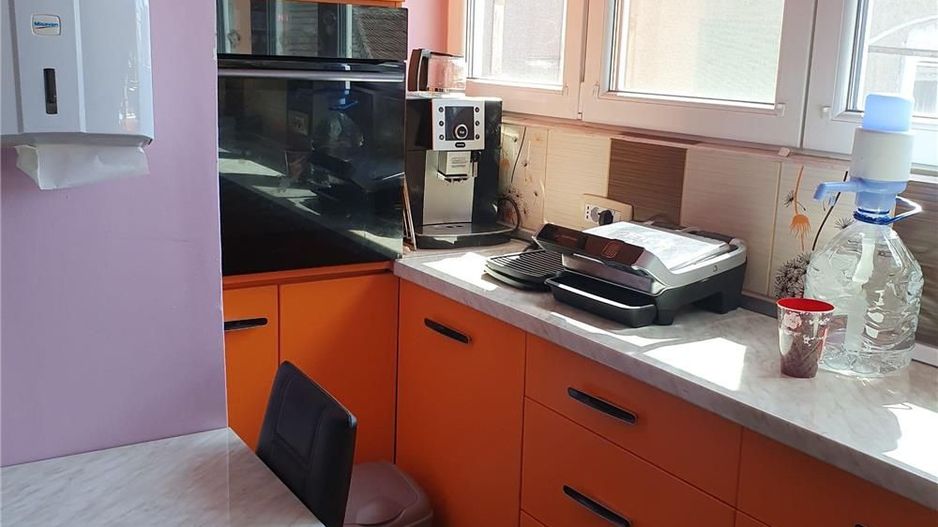 Apartament 3 camere etajul unei case zona Fabric - Poză 3