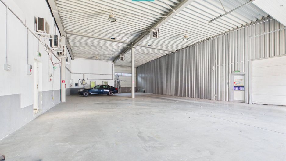 Birouri 102mp + Hală 290 mp în Micălaca - Poză 11
