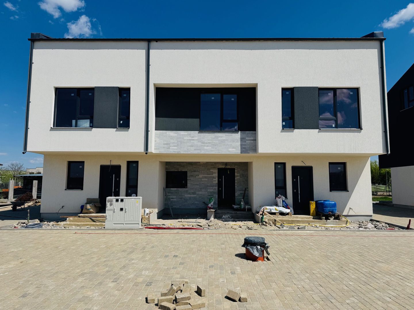 Vile Moderne Otopeni, langa METROU, Finisaje LUX - Poză 2