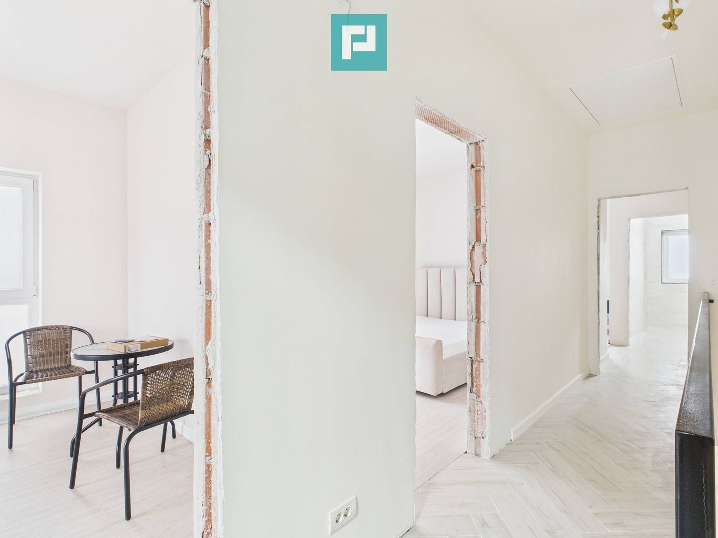 Duplex modern cu etaj si pod 164 mp in Urseni - Poză 32