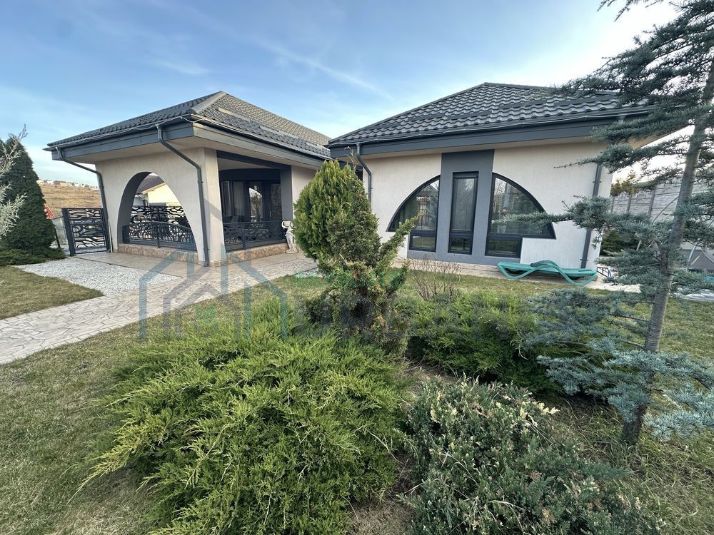 Casă in Iasi zona Bicium 1,3 km de la Rompetrol - Poză 2