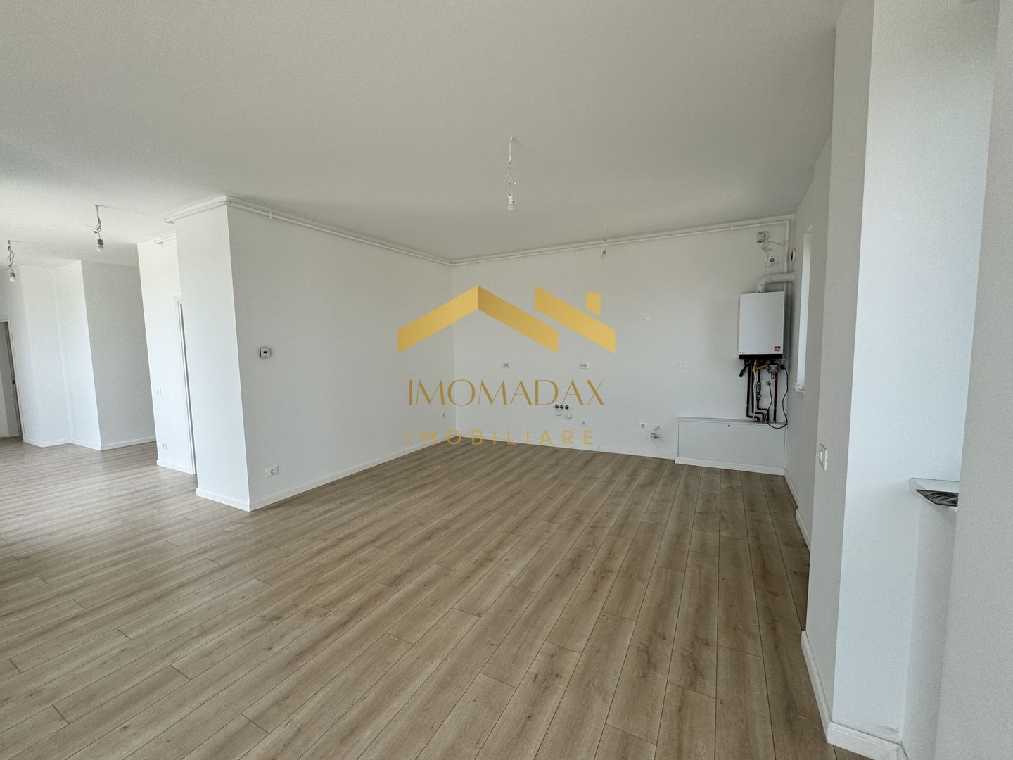 Penthouse Aradului-3 Camere-Centrala Proprie - Poză 10