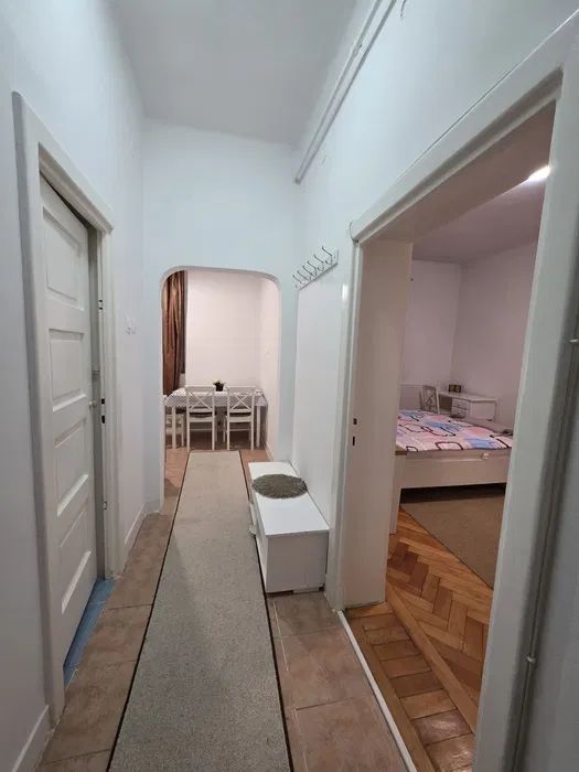 Apartament 1 Camera De Inchiriat | Central | Etaj Interemediar | Decomandat - Poză 4