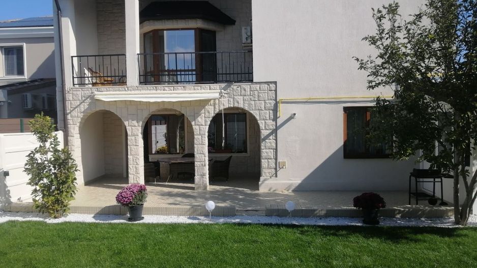 Proprietate deosebită în Ovidiu Sud, 306 mp utili - Poză 1