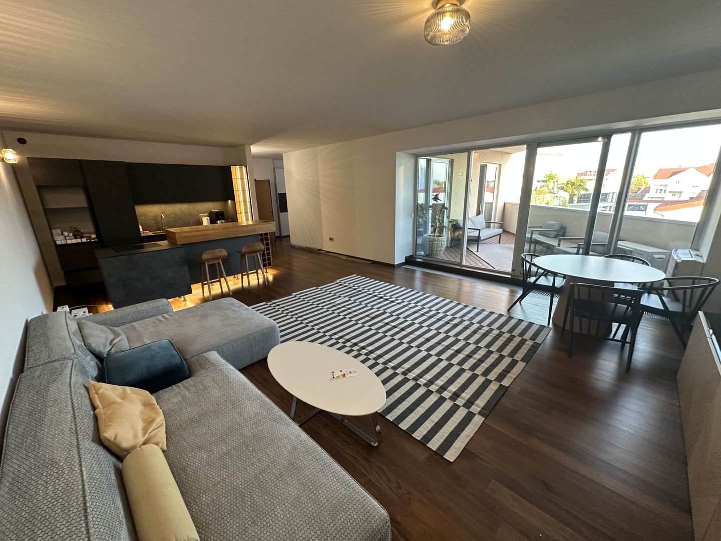 Apartament 3 camere cu parcare subterana - Poză 4