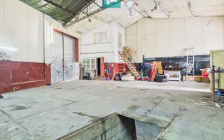 Proprietate multifuncțională centrală 1000 mp - Poză 32