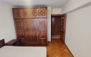 Apartament cu 3 camere decomandat mobilat-utilat - Poză 11