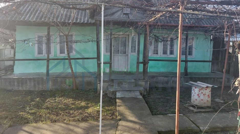 Casă cu teren intravilan 6.900 mp și extravilan 950 mp, Miroslovești, E85, Iași - Poză 4