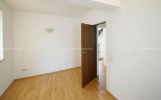 Vila D+P+1+M,Otopeni,300 mpu,ultracentral - Poză 9