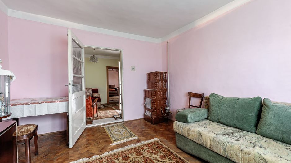 REZERVAT Casa cu teren generos in Zimandcuz Comision 0% - Poză 4