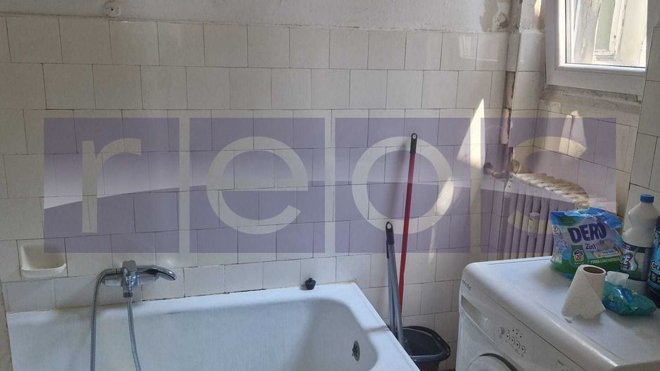 VANZARE GARSONIERA PIATA ROMANA 30MP RISK 1 NECESITA RENOVARE - Poză 5