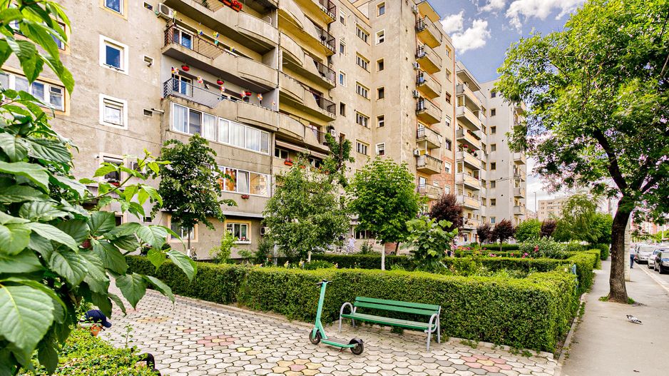 Apartament cu 2 camere decomandat zona Aurel Vlaicu - Poză 10