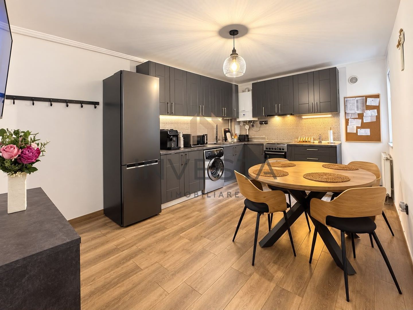 Apartament cu 2 camere, etaj intermediar, zona Zorilor aproape de UMF! - Poză 3