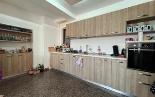 Apartament Elegant de Închiriat – 5 Camere/ 3 Băi, *Arcul de Triumf* - Poză 24
