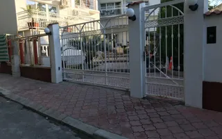Proprietate ideală pentru locuință și afacere turistică în Eforie Nord - Poză 17