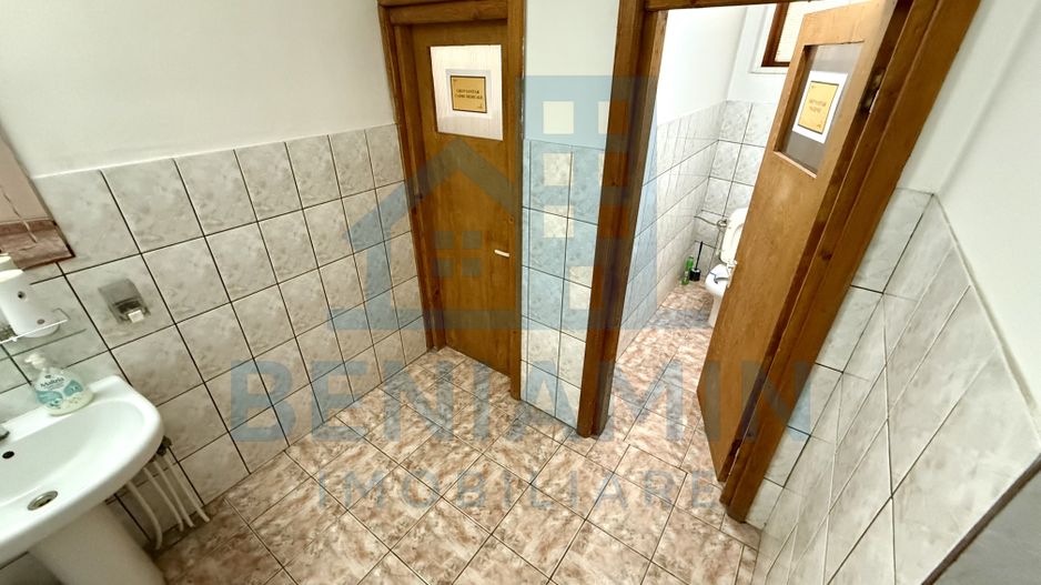 Spatiu comercial P+1 - 200mp - vad - pretabilitate mare - Lapus - Poză 11