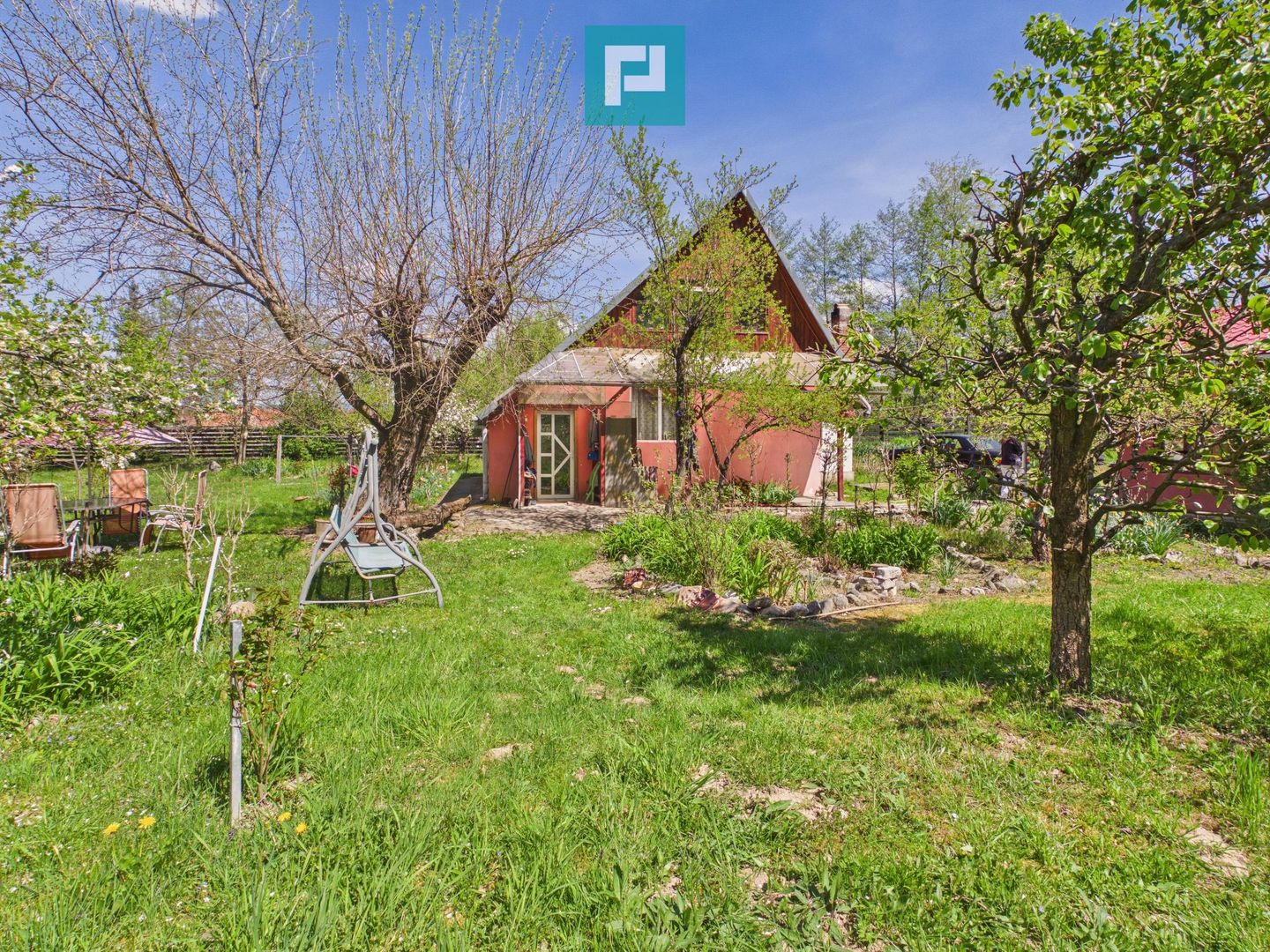 Casă Câmpani, 8000 mp teren, la poalele Apusenilor - Poză 2