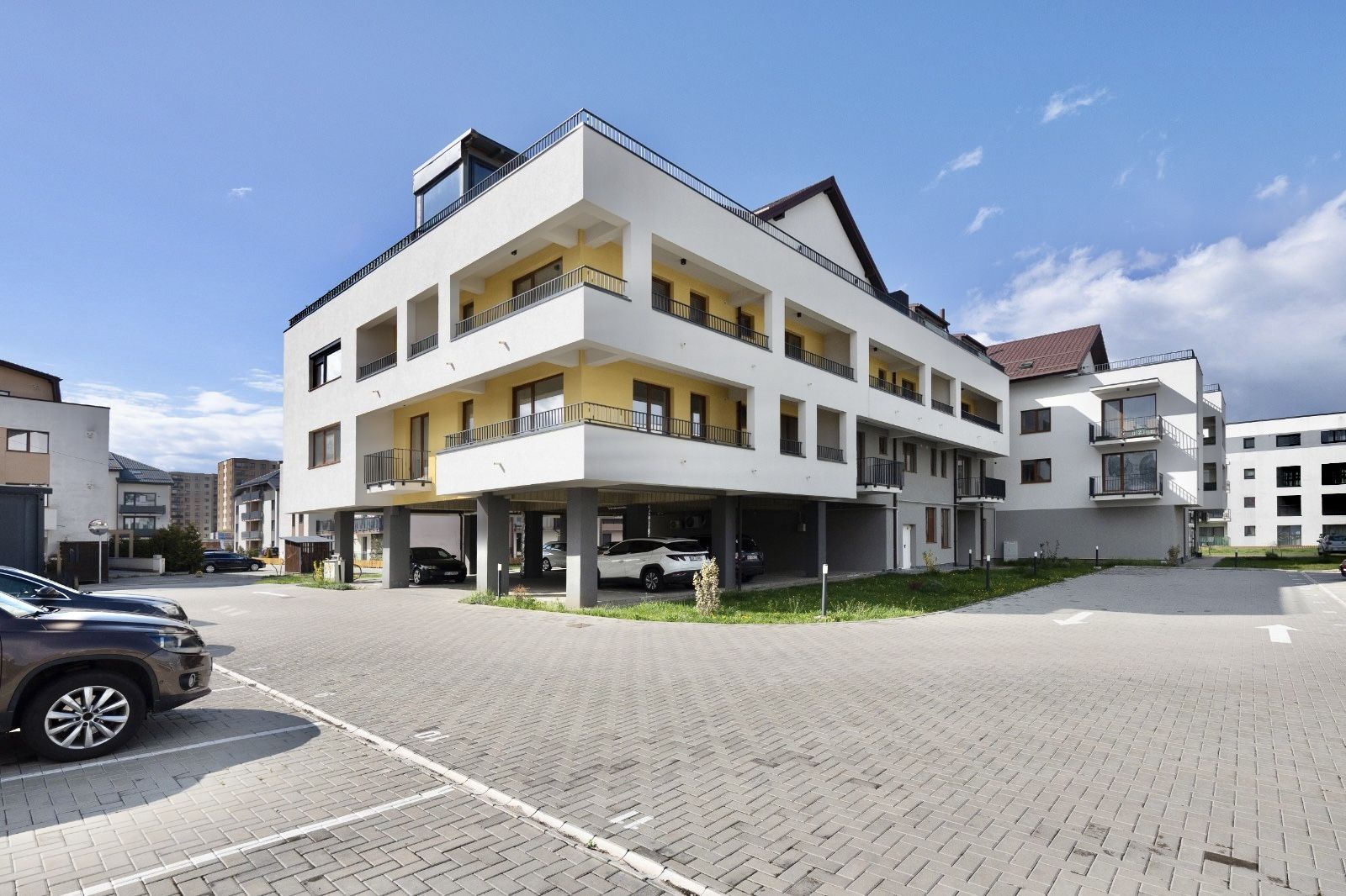 Studio 58 mp utili | 2 balcoane | Loc de parcare inclus | Zonă Coresi - Poză 16