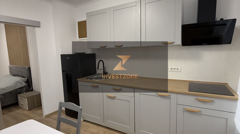 Casă în Oradea cartierul Velența curte 24 mp - Poză 3