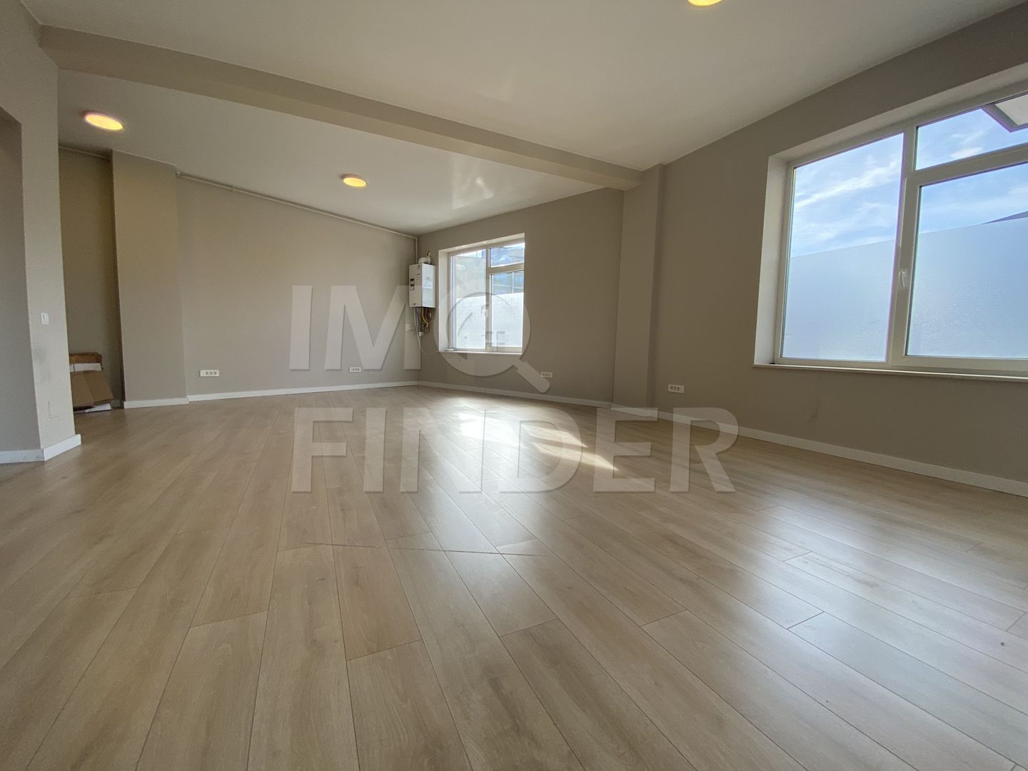 Inchiriere spatiu birou, Buna Ziua 65 mp - Poză 4