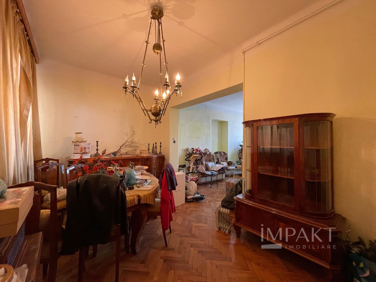 Apartament cu 2 camere decomandate spre vanzare in zona Ultracentrala! - Poză 1