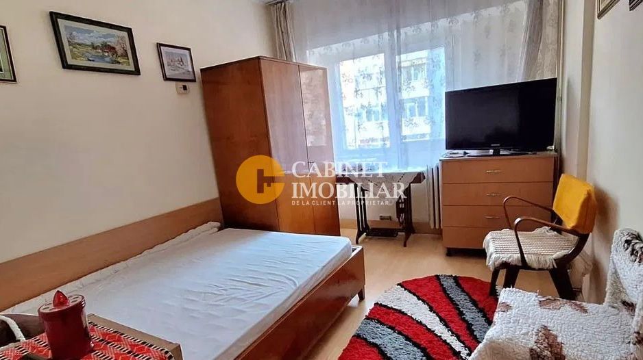 3 Camere Decomandat -  72 mp - Zona Galata - Poză 3