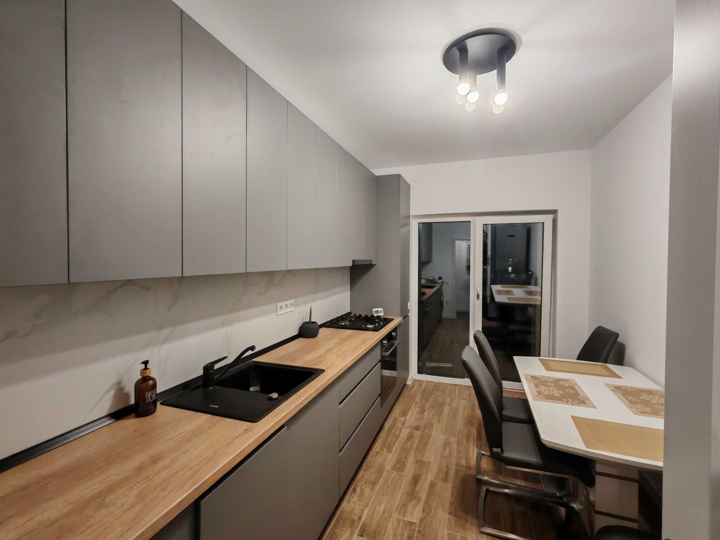 APARTAMENT 2 CAMERE | PRIMA INCHIRIERE DEDEMAN | LOC DE PARCARE - Poză 7