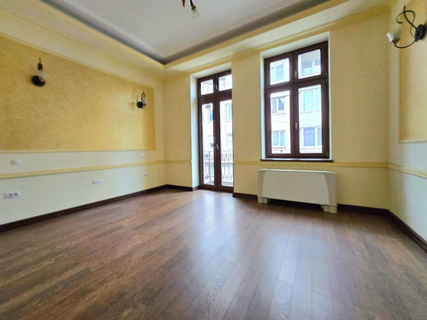 Spațiu de birouri ultracentral de inchiriat - etaj 1-intrare separata - Poză 7