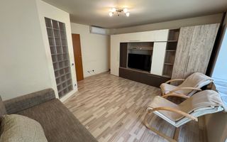 Disponibil imediat. Etaj 1. Centrala proprie. Vedere pe 2 parti. - Poză 4