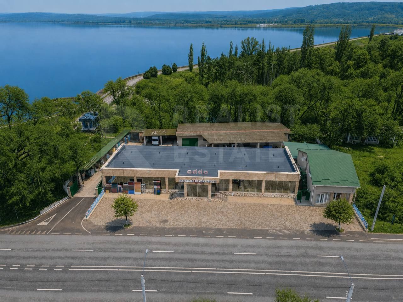 Chirie, spațiu comercial, 460 mp, str. Ștefan Vodă, Vatra - Poză 2