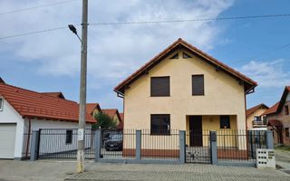 Proprietate deosebită în Tălmaciu | Încălzire în pardoseală | Dotări de top - Poză 1