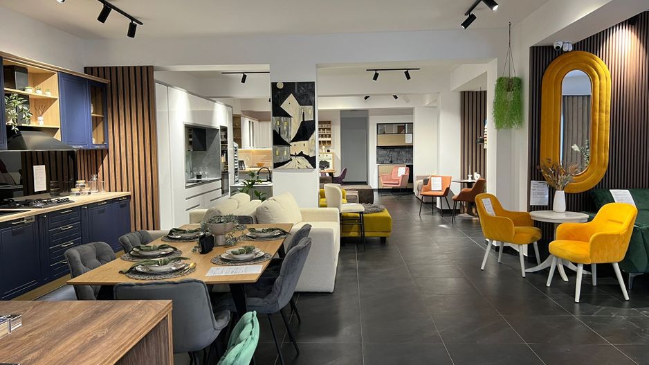 SPATIU BARTOLOMEU SHOWOORM - Poză 7