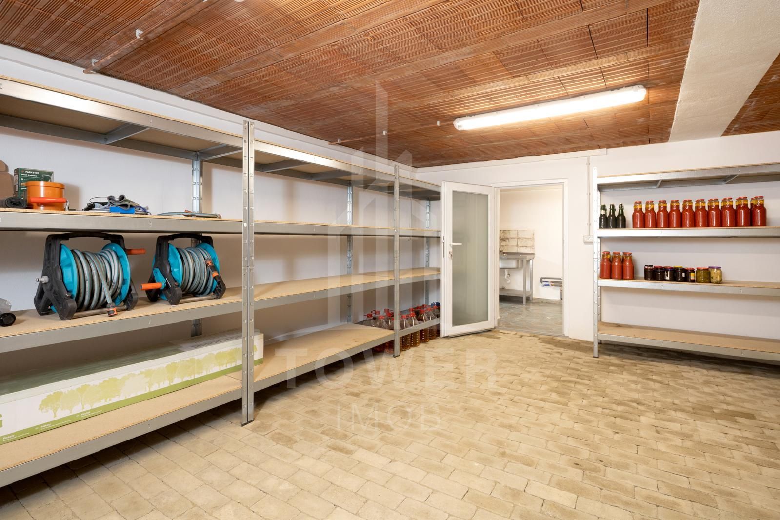 Casa de vis înt-un loc de basm - Cisnădioara/ de închiriat - Poză 9