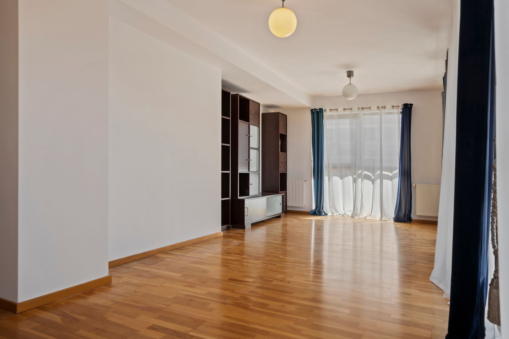 Apartament Otopeni CENTRAL 3 camere, 102m2,  Luminos si Primitor - Poză 4