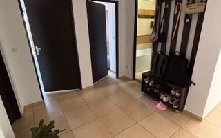 Apartament 3 camere, 84 mp, terasa, parcare, zona Petrom - Poză 11