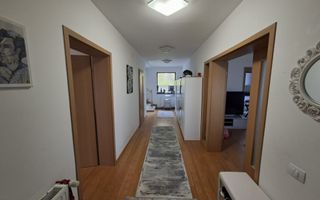 Casa individuala Tractoru zona Socec Brasov - Poză 5