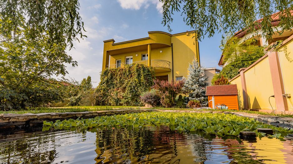 Casa ideală pentru familia ta,  zona Pârneava - Poză 2